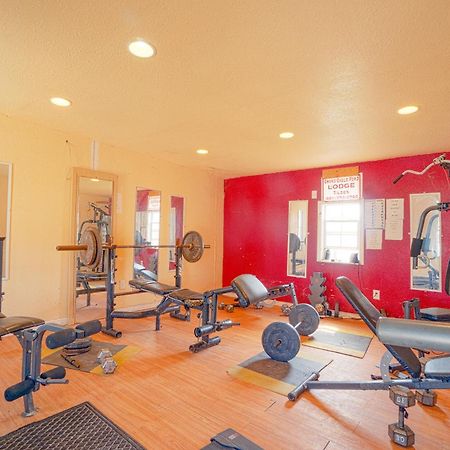 Grand Eagle Ford Lodge & Rv Park Tilden エクステリア 写真