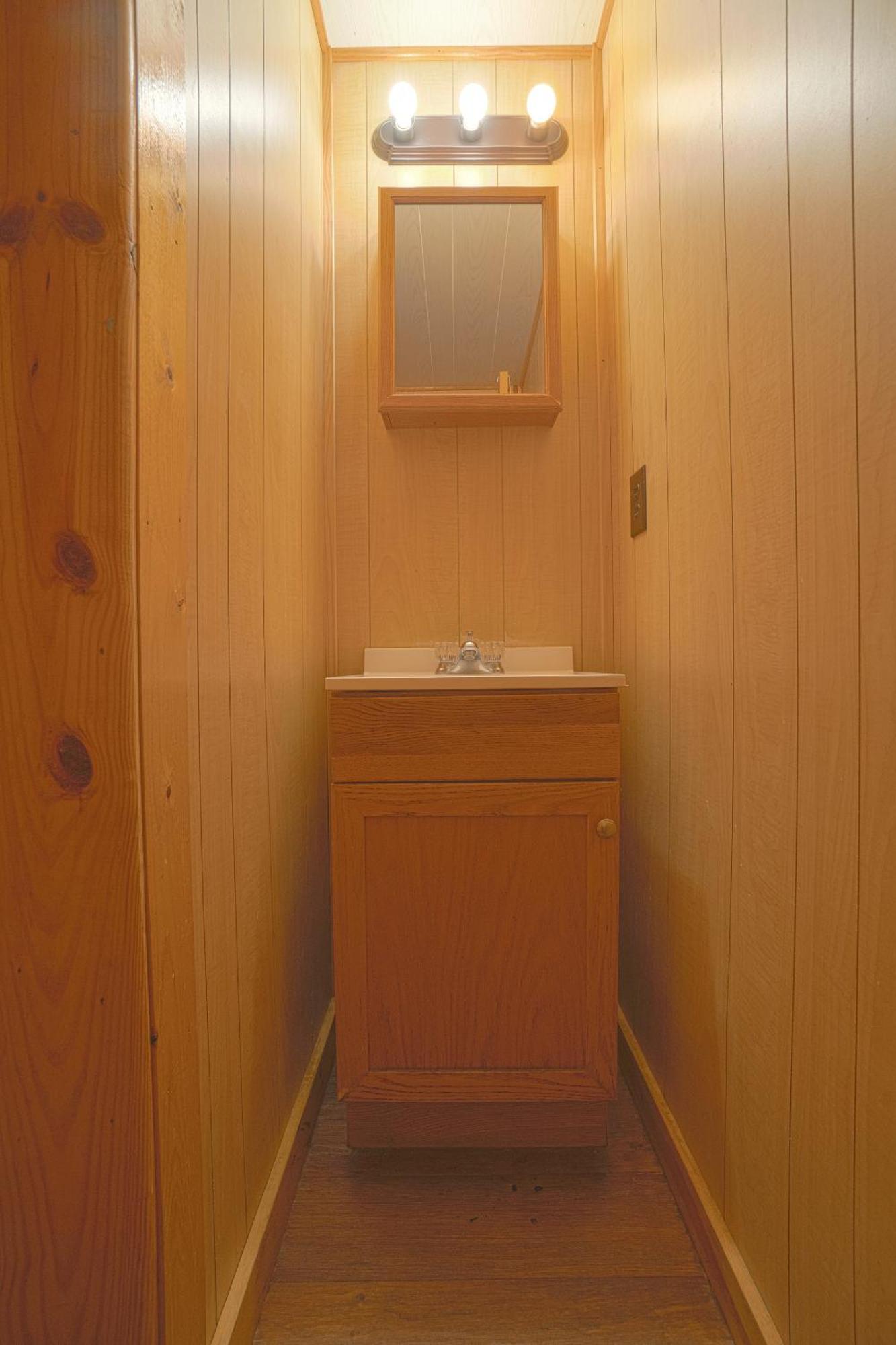 Grand Eagle Ford Lodge & Rv Park Tilden エクステリア 写真