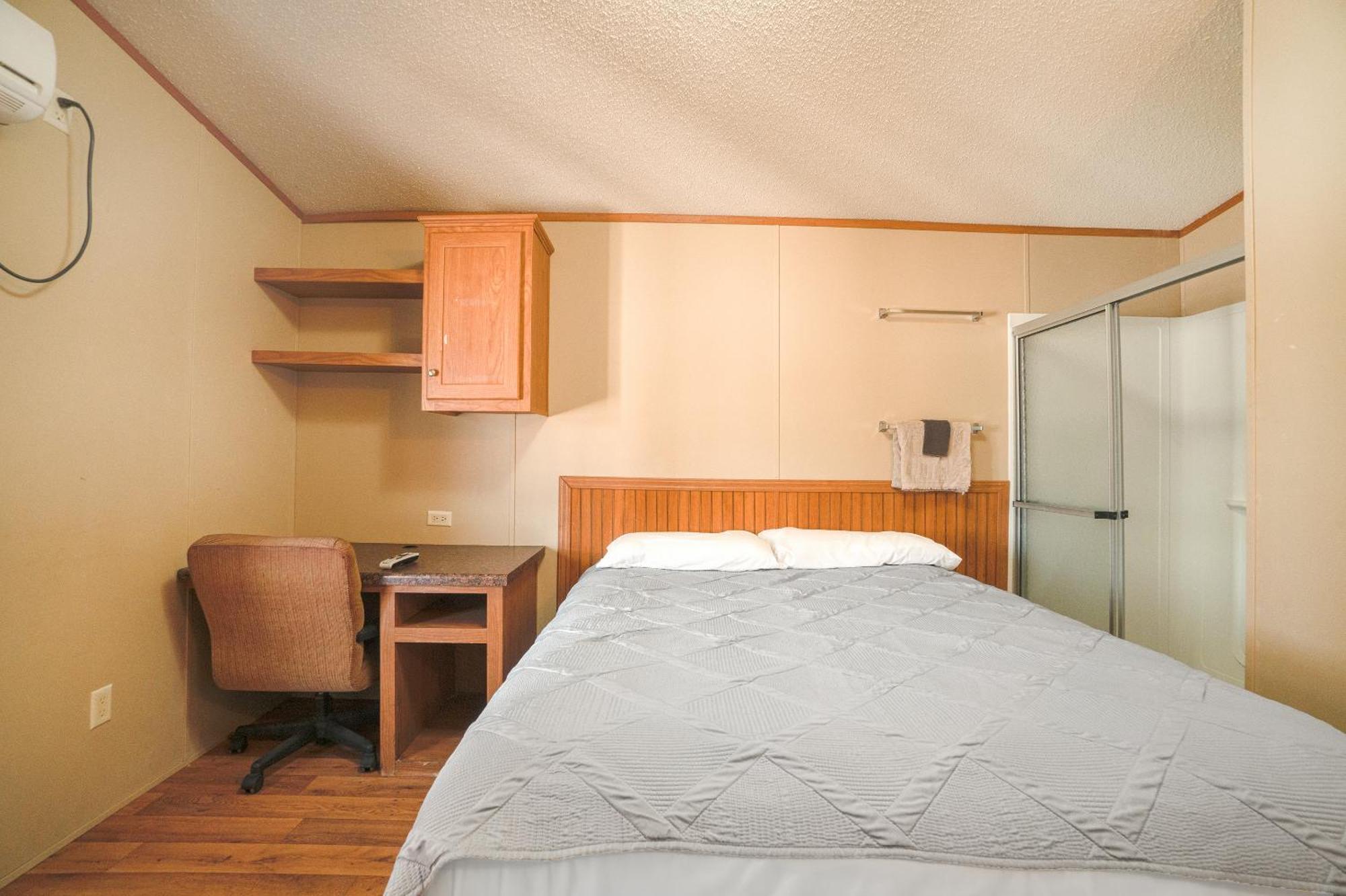 Grand Eagle Ford Lodge & Rv Park Tilden エクステリア 写真