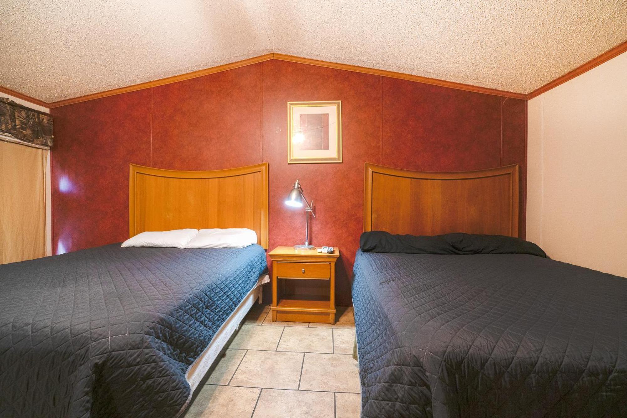 Grand Eagle Ford Lodge & Rv Park Tilden エクステリア 写真